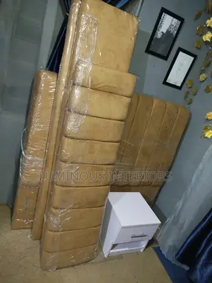 4 1⁄2 Bedframe