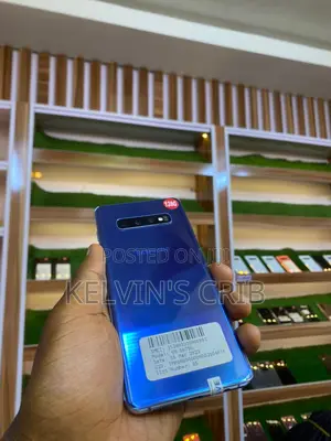 Samsung Galaxy S10 Plus 128 GB Blue