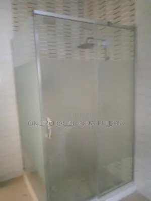 Master 3 Shower Cubicle