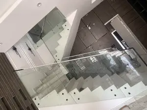 10mm Staircases Tempered Glass
