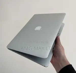 Laptop Apple MacBook Pro 2015 8GB Intel Core i5 SSD 128GB