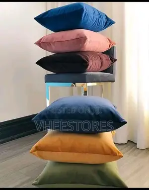 Matured Throw Pillows. Fibre Stuffed