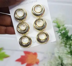 Viennios Gold Drop Earring