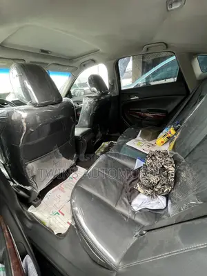 Honda Crosstour 2012 Black