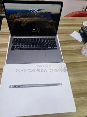 Laptop Apple MacBook Air 2020 8GB Intel Core I3 SSD 256GB