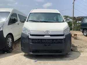 Toyota HiAce 2020 White