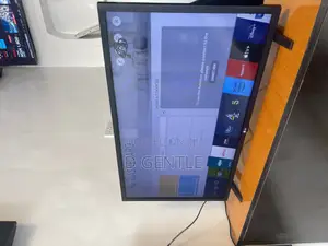 32” LG Webos Full Smart Tv With Netflix Youtube Mirrocast.