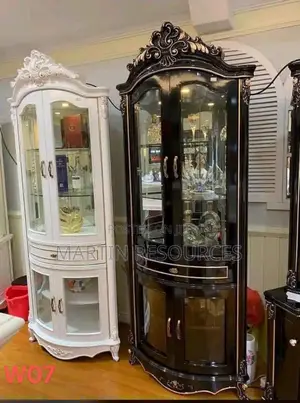 Modern Wine Bar Cabinet