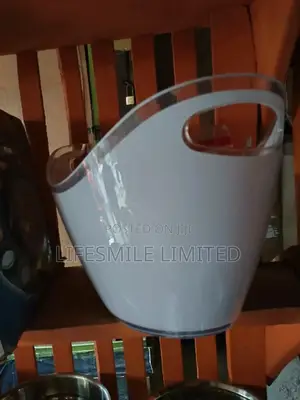 Acrylic Wine Bucket