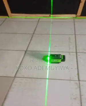 8 Lines 2D 360 Self-Leveling Laser Level