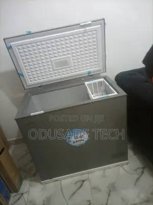 Durable Aeon Chest 200l Freezer