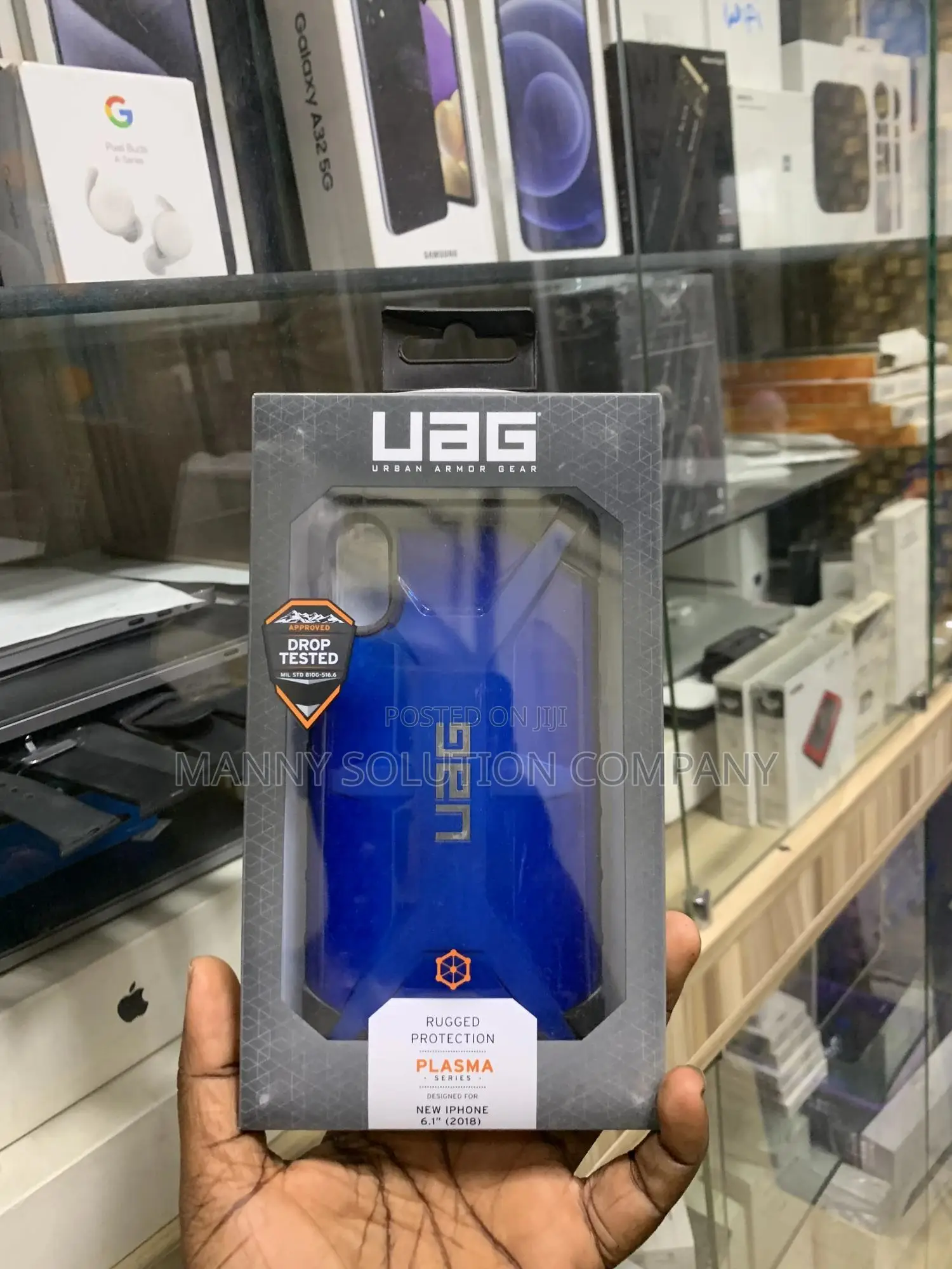 iPhone XR Pouch