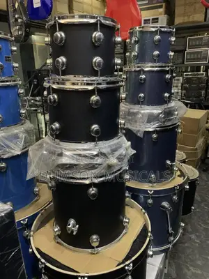 Mackkie Professional Drum Set 5pcs