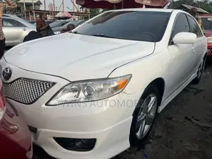 Toyota Camry 2011 White