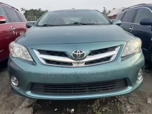 Toyota Corolla LE 4dr Sedan (1.8L 4cyl 4A) 2010 Green