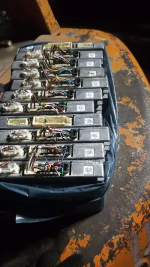 Camry, Rav4, Amplifier for 2012 - 2014. Tested Ok