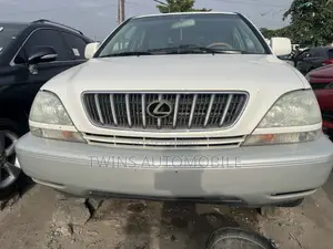 Lexus RX 300 2002 White