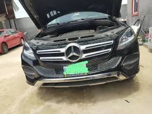 GLE350 Complete AMG Front Bumper Replacement