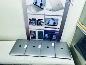 Laptop Apple MacBook Pro 2017 8GB Intel Core I5 SSD 256GB
