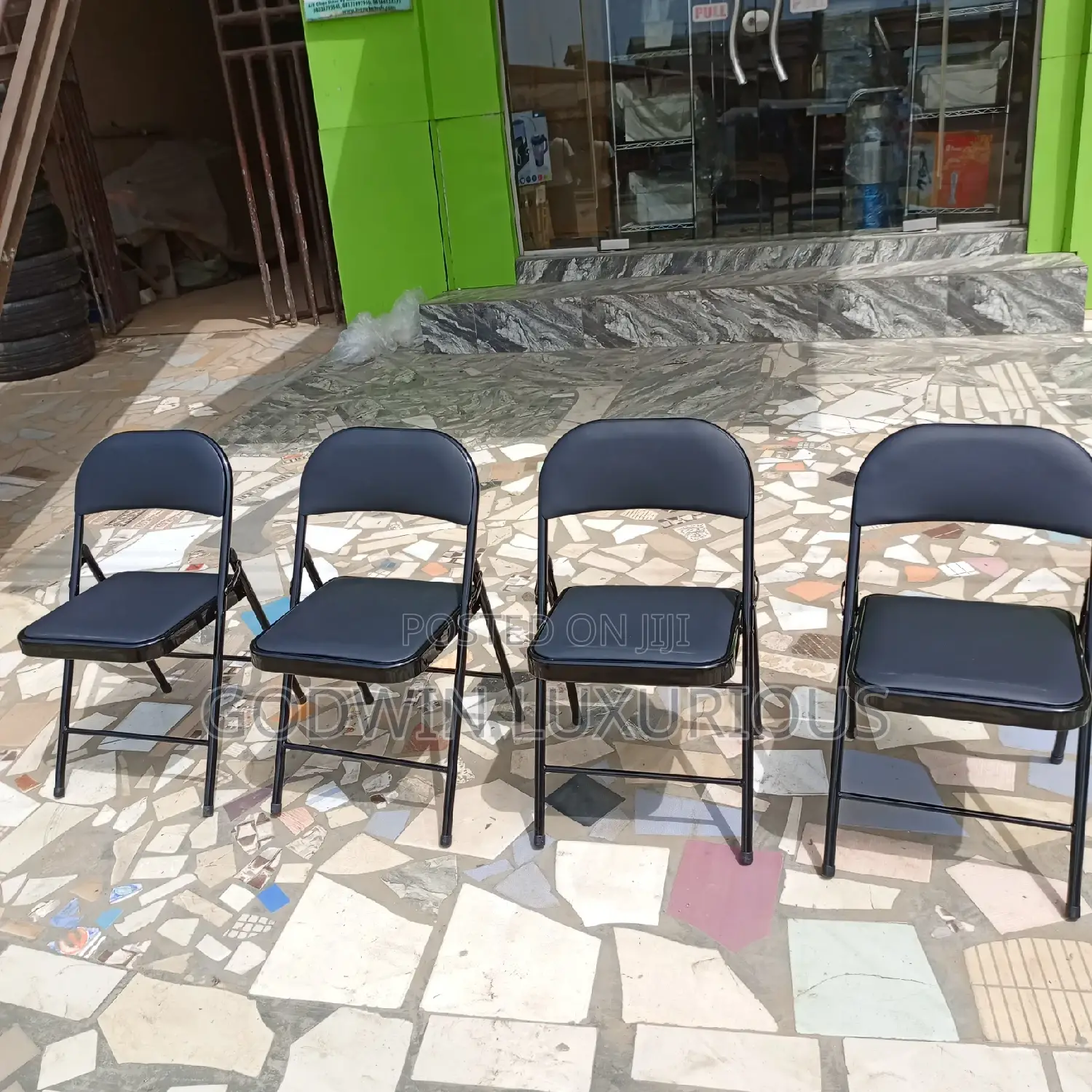 Foldable Leather Seat