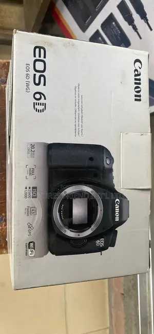 Canon EOS 6D Digital Camera Body