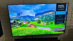 SAMSUNG 55" Smart Ultra HD HDR LED TV With Bixby, Alexa