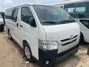 Toyota HiAce 2010 White