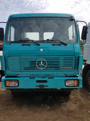 Mercedes-Benz 3335 for Sales