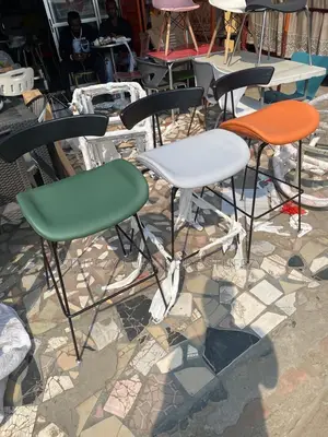 Italian Unique High Quality Bar Stools