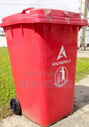 Waste/Rubbish Bin With Wheels
