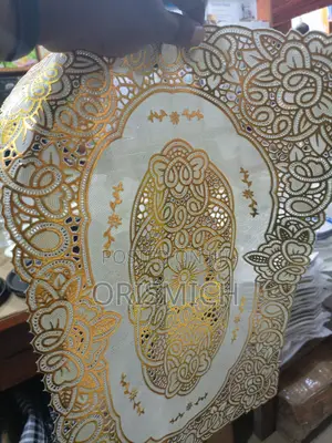 Golden Table Mat