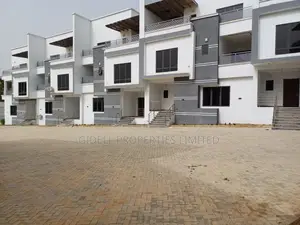 5bdrm Duplex in Guzape District for sale