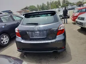 Toyota Matrix 2013 Gray