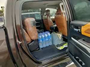 Toyota Tundra 2016 Brown