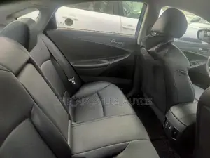 Hyundai Sonata Limited Sedan FWD (2.4L 4cyl 6A) 2013 Black