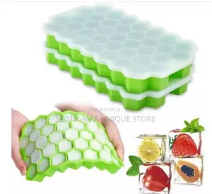 Honeycomb Reusable Silicone Ice Cube Mold With Lid Cover