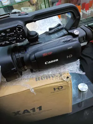 Canon Xa11 Open Box 99 Percent New