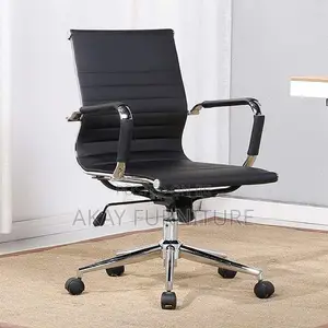 Low Back Swivel Office Chair