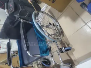 Komod Wheelchair