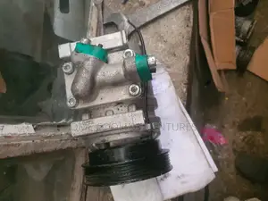 Clean Tokunbo Compressor for Hyundai Grand I10 2012 Models 