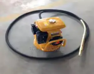 Petrol Powered Poker Vibrating Machine With Poker Hose Uses