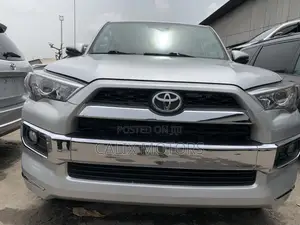 Toyota 4-Runner 2016 Silver