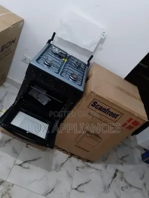 Double Glass Oven With Four Gas Burners