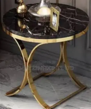 Standard Modern Marble Centre Table