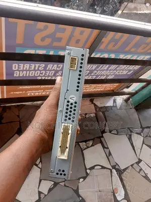 ES 350 Amplifier for 2013 - 2015 Foreign Used. Tested Ok