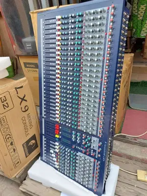 Yamaha 32channel Flat Mixer