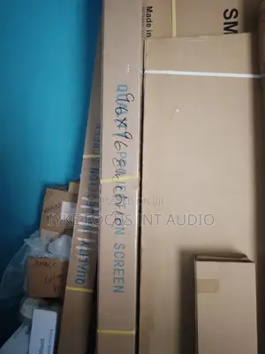 96*96 Electric Wall Screen