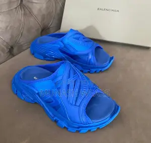 BALENCIAGA Track Slip
