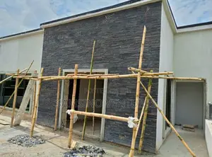 Pure 20x40 Pillar and Wall Stone.