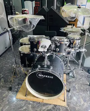 Mackie Seven Sets Custom Drum Set